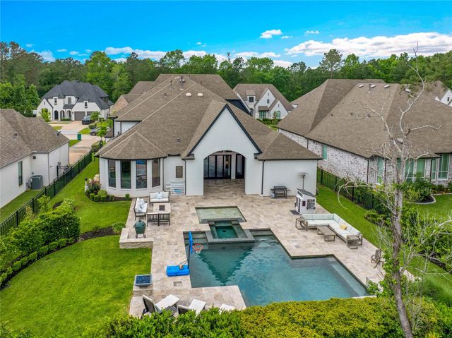 319 S Opulent Drive, Montgomery, TX 77316