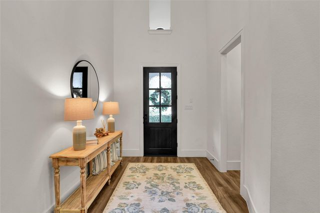 319 S Opulent Drive, Montgomery, TX 77316