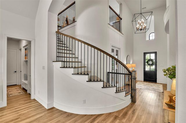 319 S Opulent Drive, Montgomery, TX 77316