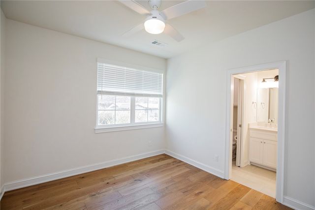 2050 Dutton Place, Fayetteville, AR 72703