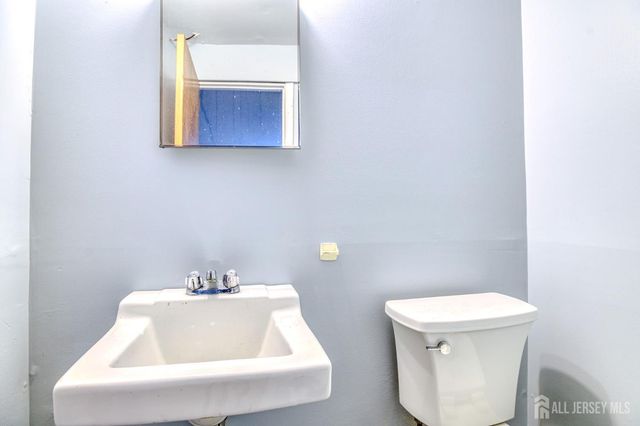 345 Lincoln Boulevard, Middlesex, NJ 08846