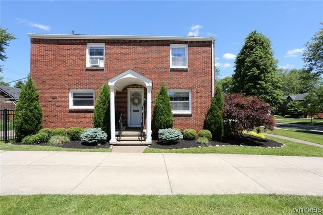 99 Darwin Drive, Amherst, NY 14226