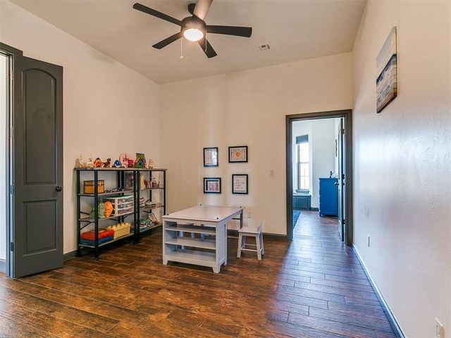 6800 Day Drive, Norman, OK 73026