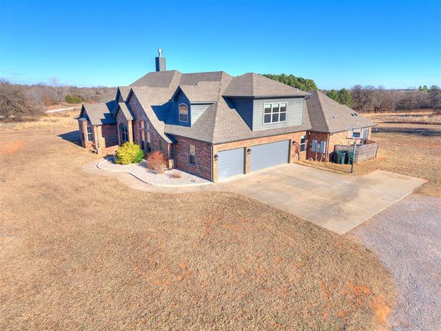 6800 Day Drive, Norman, OK 73026