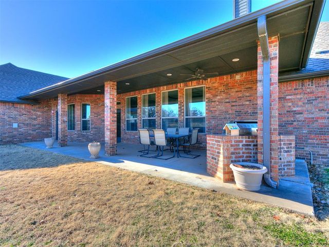 6800 Day Drive, Norman, OK 73026