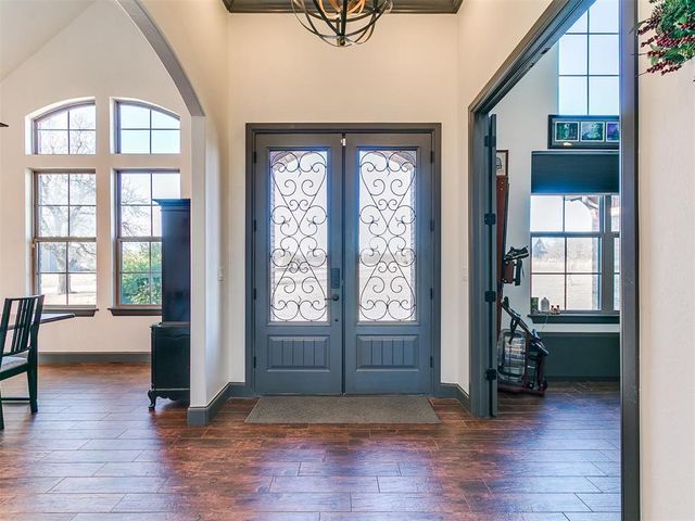 6800 Day Drive, Norman, OK 73026