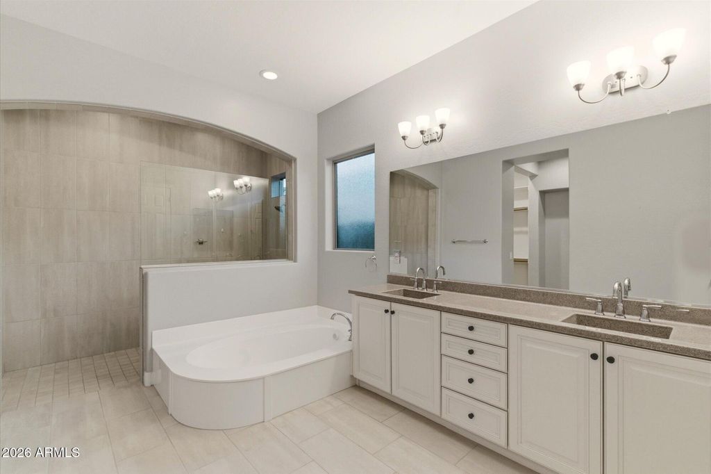 Image 19 of property listing at 11614 W MONTANSORO Lane, Peoria, AZ 85383