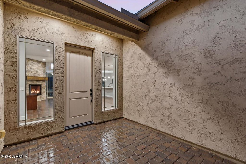 Image 21 of property listing at 11614 W MONTANSORO Lane, Peoria, AZ 85383