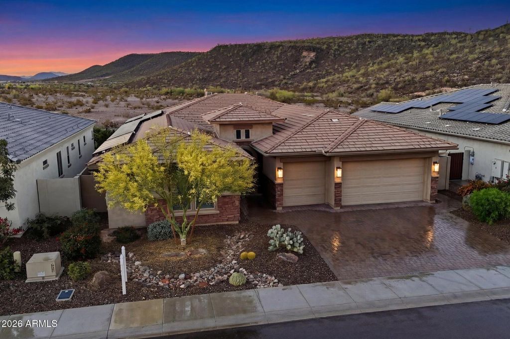 Image 44 of property listing at 11614 W MONTANSORO Lane, Peoria, AZ 85383