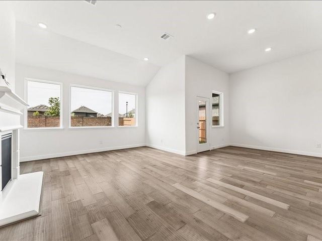 636 Malibu Pines Drive, Katy, TX 77493