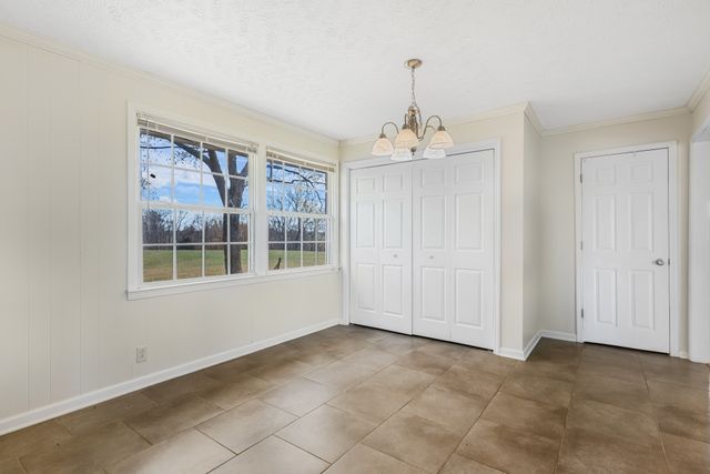 6035 Buzzard Creek Rd, Cedar Hill, TN 37032