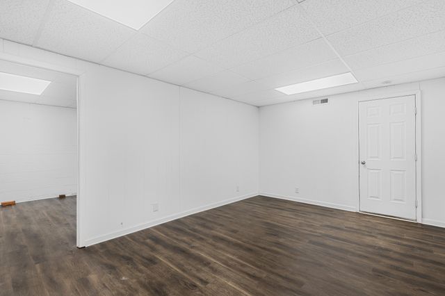 6035 Buzzard Creek Rd, Cedar Hill, TN 37032