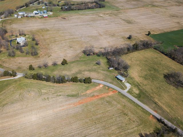 6035 Buzzard Creek Rd, Cedar Hill, TN 37032