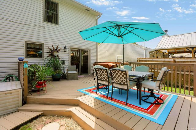 1544 W Edinburgh Bend, Bloomington, IN 47403
