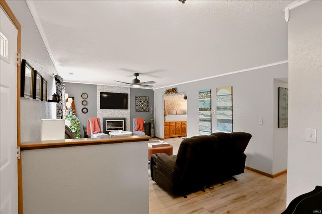 1544 W Edinburgh Bend, Bloomington, IN 47403