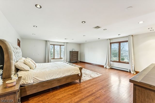 662 Foothill Rd, Bridgewater Twp., NJ 08807