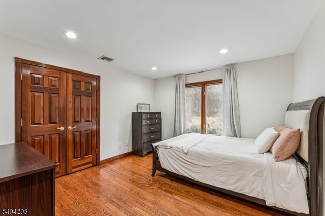 662 Foothill Rd, Bridgewater Twp., NJ 08807