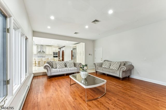 662 Foothill Rd, Bridgewater Twp., NJ 08807