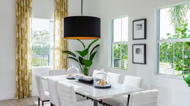 9854 Regency Way, Palm Beach Gardens, FL 33412