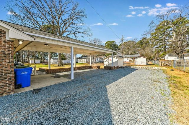 306 Chicopee Road, Benson, NC 27504