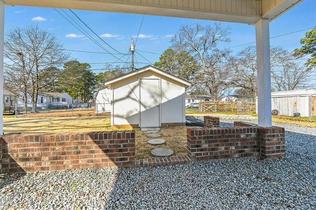 306 Chicopee Road, Benson, NC 27504