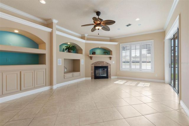 30 OAK VIEW CIRCLE E, Palm Coast, FL 32137
