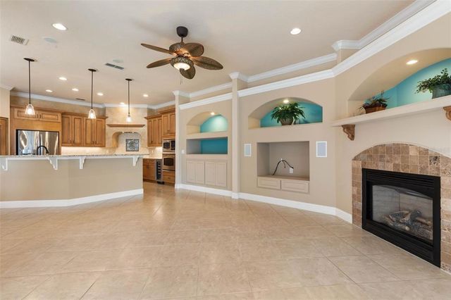 30 OAK VIEW CIRCLE E, Palm Coast, FL 32137