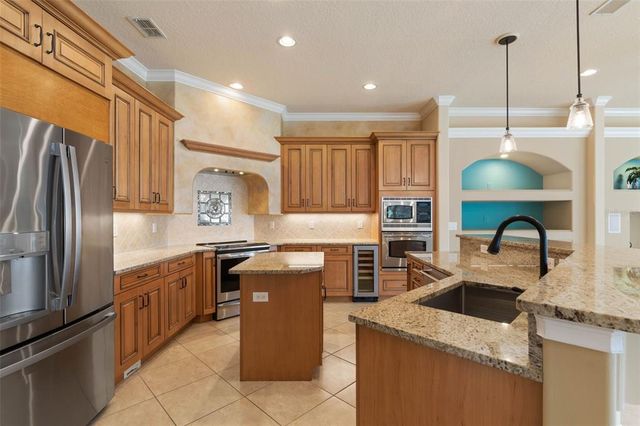 30 OAK VIEW CIRCLE E, Palm Coast, FL 32137