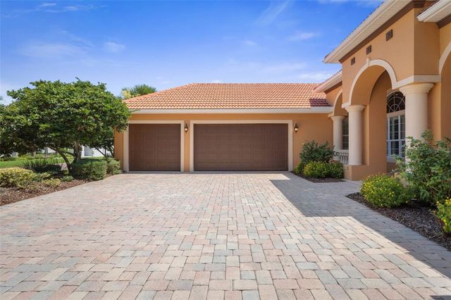 30 OAK VIEW CIRCLE E, Palm Coast, FL 32137