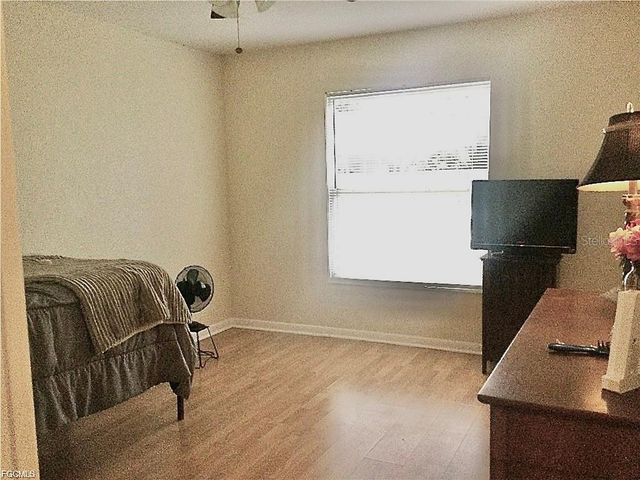 124 SE 31ST STREET, Cape Coral, FL 33904