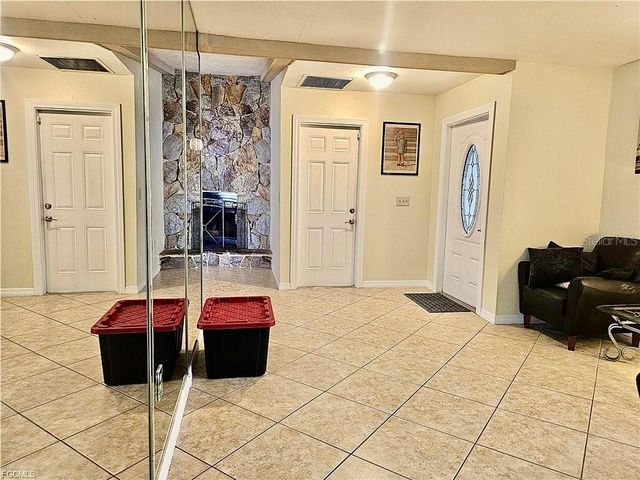 124 SE 31ST STREET, Cape Coral, FL 33904