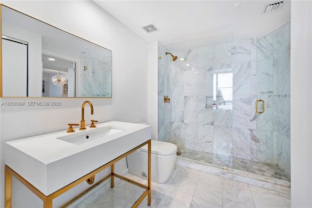 400 Alton Road 1405, Miami Beach, FL 33139