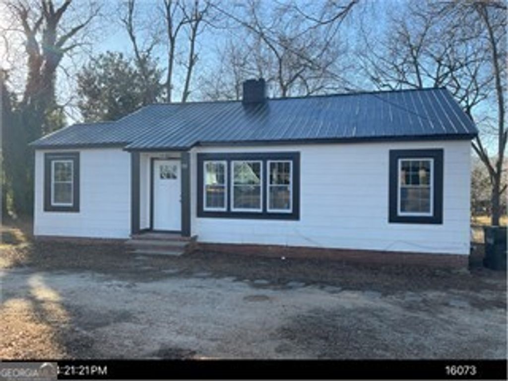 195 N Forest Avenue, Hartwell, GA 30643