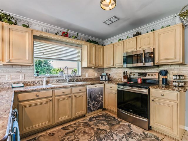 609 ORTEGA WAY, The Villages, FL 32159