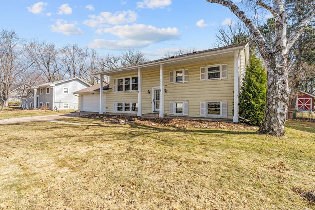 7993 Greenwood Drive, Mounds View, MN 55112