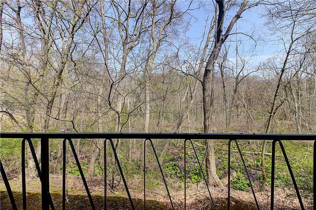 72 West Shore Road 103, Warwick, RI 02889