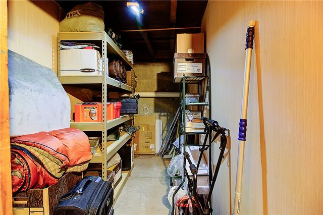 72 West Shore Road 103, Warwick, RI 02889