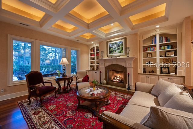 754 Colonial Dr, Hilton Head Island, SC 29926