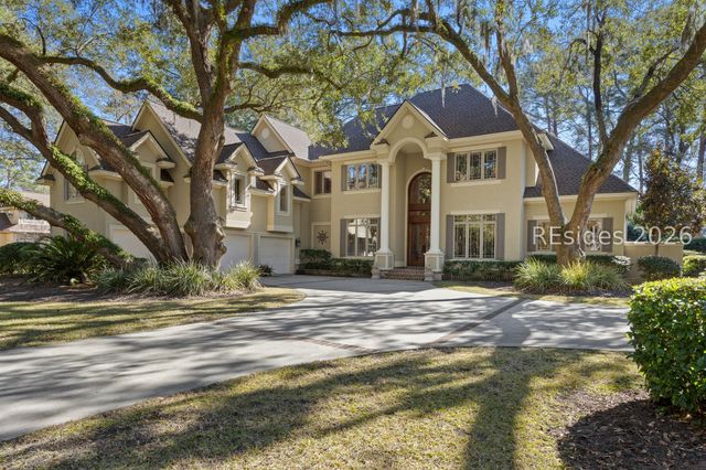 754 Colonial Dr, Hilton Head Island, SC 29926