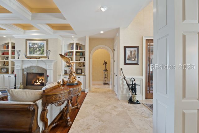 754 Colonial Dr, Hilton Head Island, SC 29926