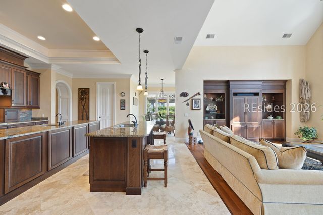 754 Colonial Dr, Hilton Head Island, SC 29926