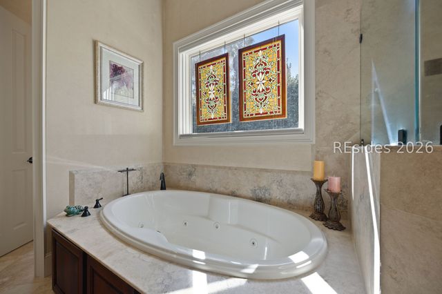 754 Colonial Dr, Hilton Head Island, SC 29926