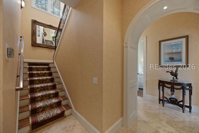 754 Colonial Dr, Hilton Head Island, SC 29926