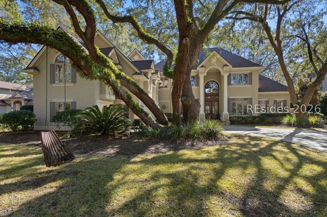 754 Colonial Dr, Hilton Head Island, SC 29926