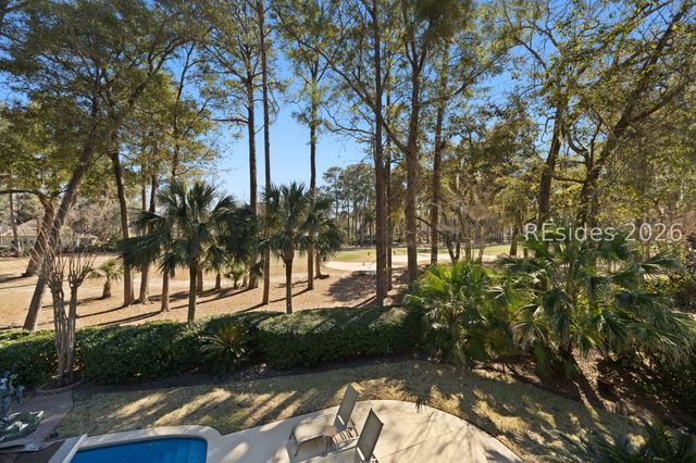 754 Colonial Dr, Hilton Head Island, SC 29926