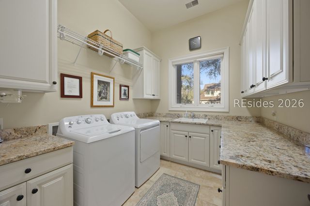 754 Colonial Dr, Hilton Head Island, SC 29926