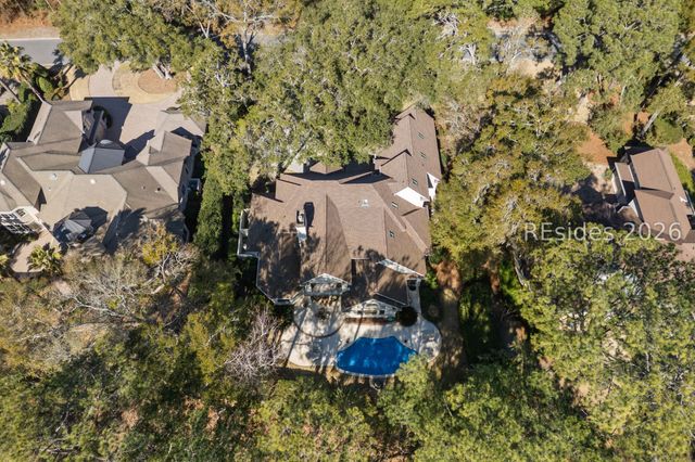754 Colonial Dr, Hilton Head Island, SC 29926