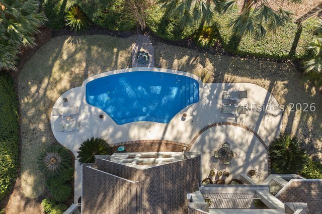 754 Colonial Dr, Hilton Head Island, SC 29926