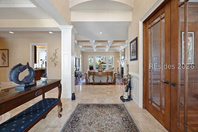 754 Colonial Dr, Hilton Head Island, SC 29926