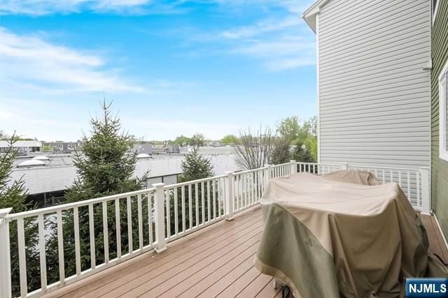 103 Orchard Terrace, Cresskill, NJ 07626